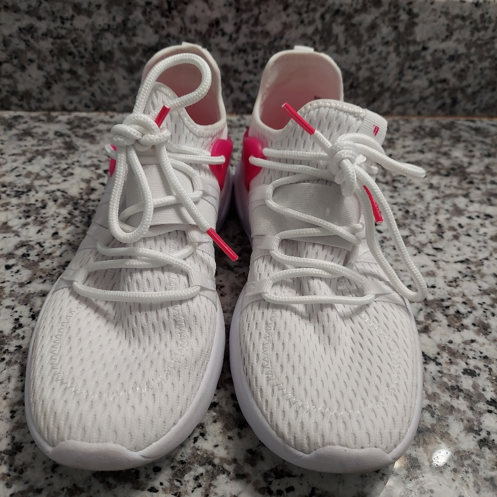 Fabletics Tennis Shoes (new) - Picture 3 of 3